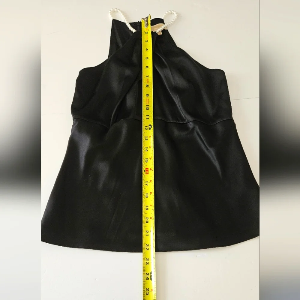 Michael Kors Womens Black Silk Size 4 Halter Keyhole Top W/Faux Pearl St…